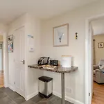 Holiday home 2 Bed In Oc-w104 *