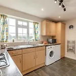 2 Bed In Oc-w104 *