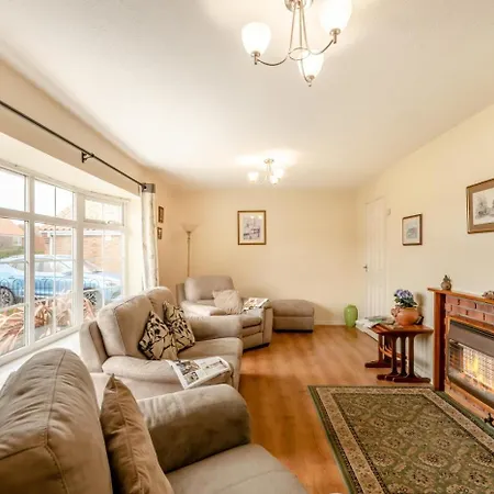 2 Bed In Oc-w104 Holiday home Whitby